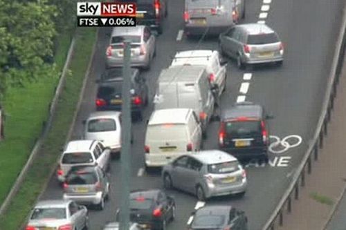 Olympic+lanes+chaos+on+the+A4